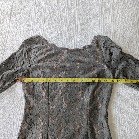 Soieblu Gray Floral Lace Dress - Picture 10 of 11
